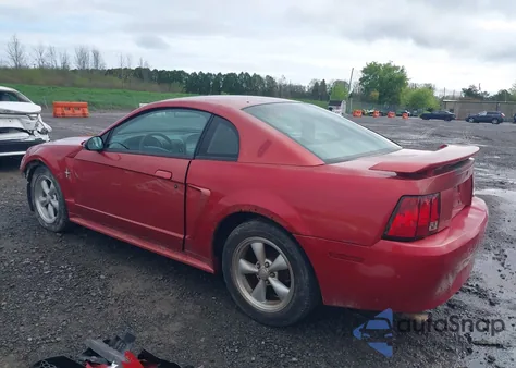 2001 Ford Mustang из США, поврежденный, VIN 1FAFP40451F185277